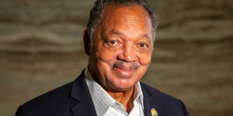 Falleció el reverendo Jesse Jackson, luchador por los derechos que aspiró a la presidencia de EE.UU.